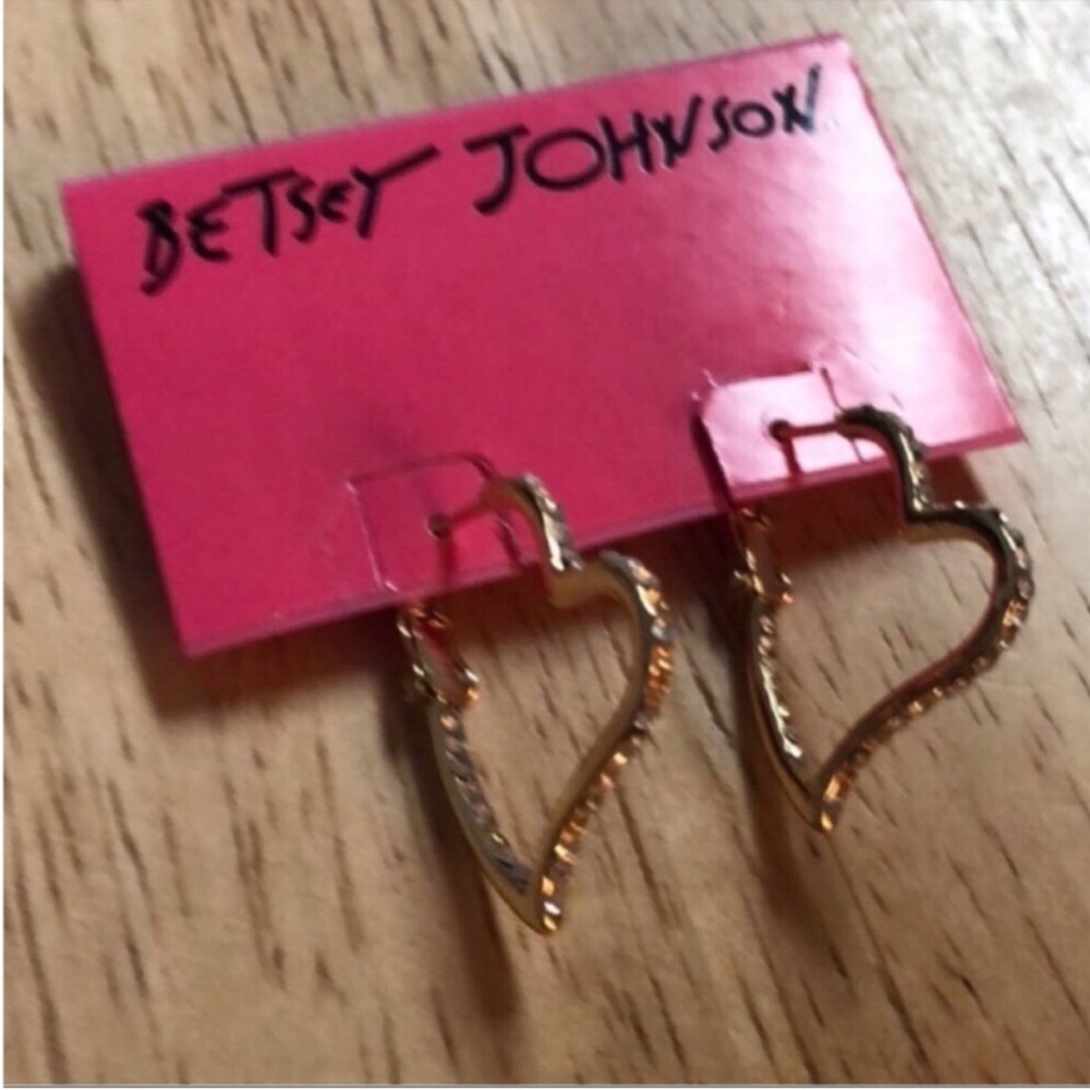 Betsey Johnson Gold & Diamond Heart Shaped Hoops Never Worn Costume Jewelry!